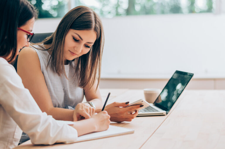 Découvre le coaching day, une aide unique pour se lancer dans le monde professionnel !